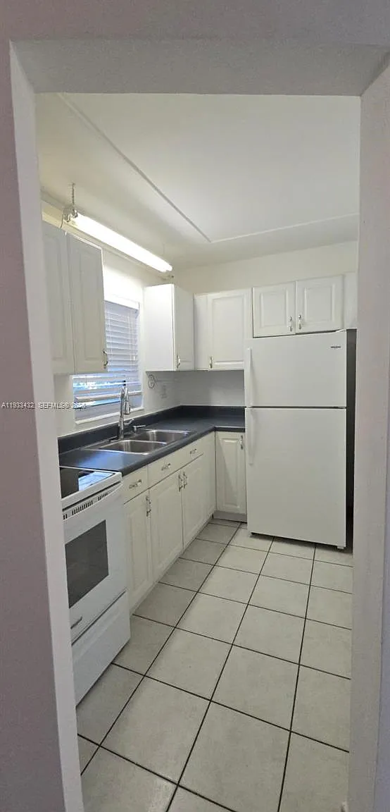 Harbordale Condo — Photo 3