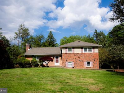 2995 Dogwood Ln, Broomall, PA, 19008