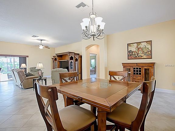 5th image of 3462 Fountainhead Ave
