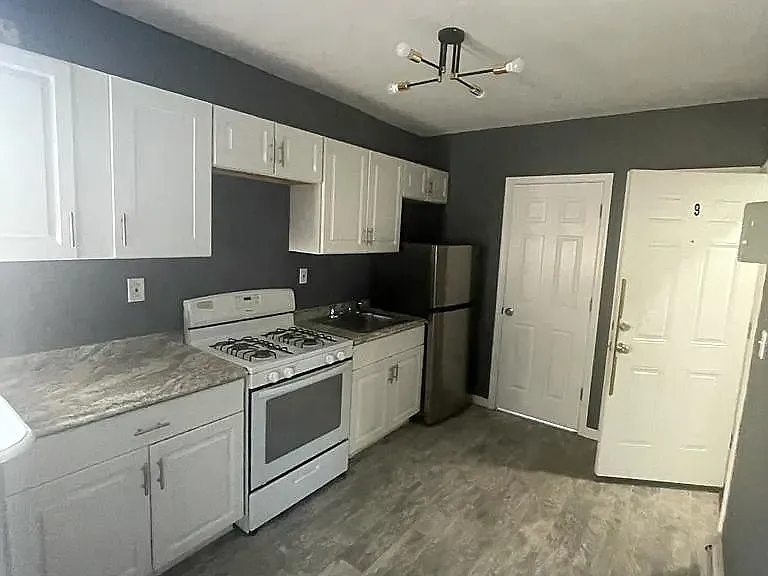 176C Parker St #6C — Photo 1