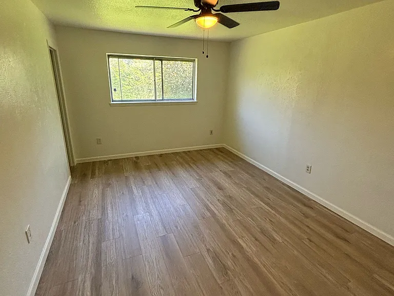 1300 Virgie Joe Dr — Photo 9