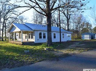 3260 Spring St, Cedar Bluff, AL 35959