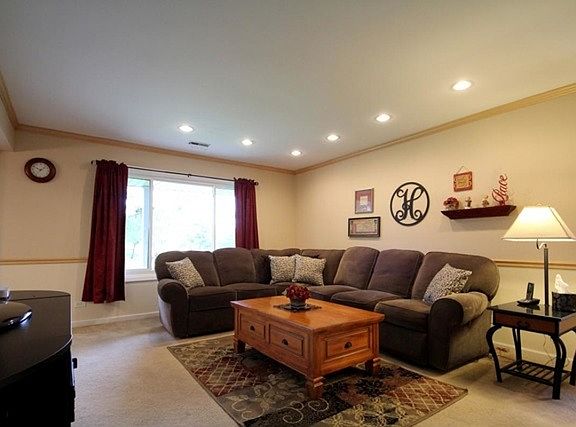 4th image of 316 Washington Ct