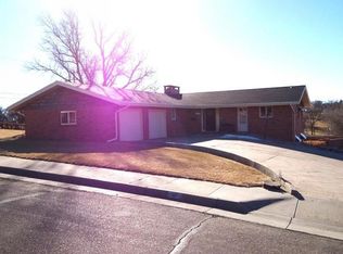 110 Sioux Rd, Mccook, NE 69001