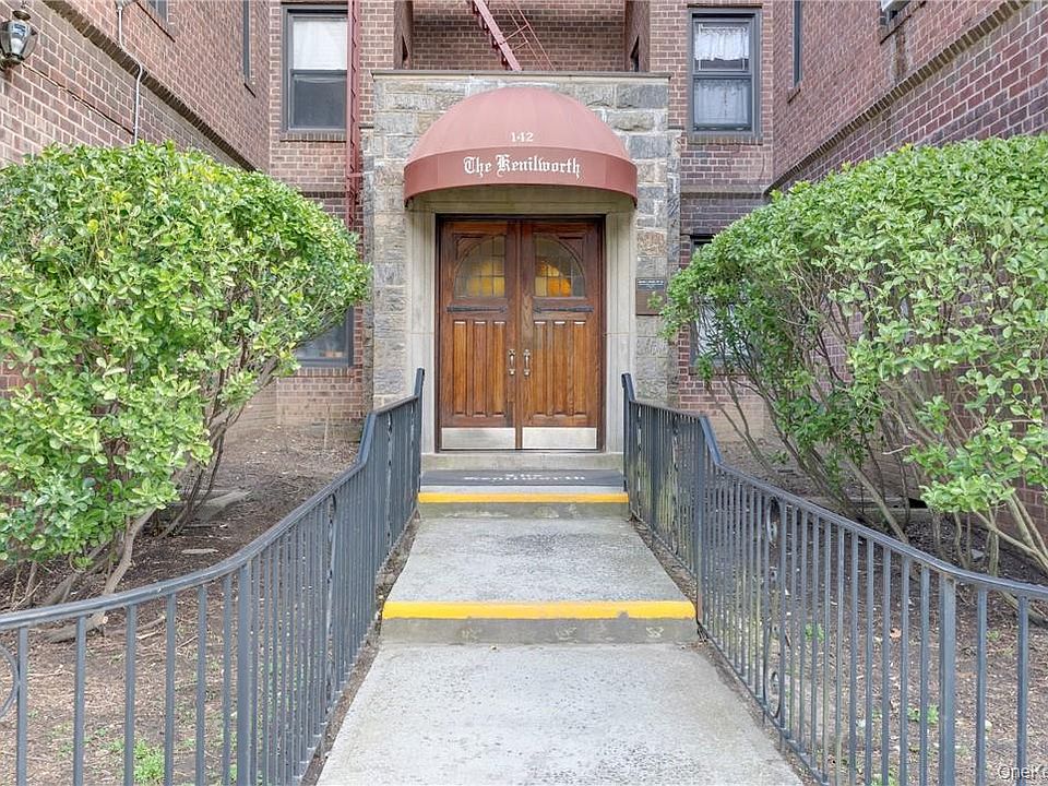 1st image of 142 Garth Road #4Q