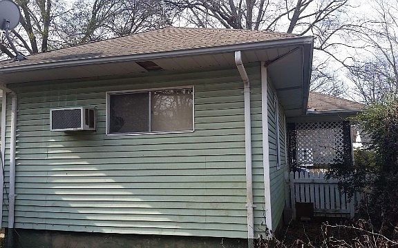 4th image of 980 Wrenwood St
