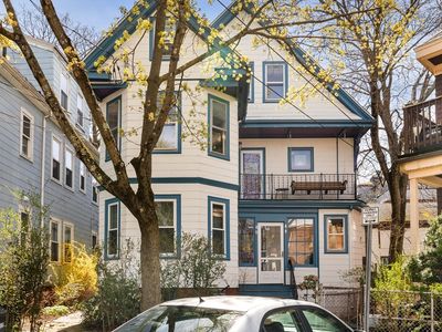 14-16 Holyoke Rd, Somerville, MA, 02144