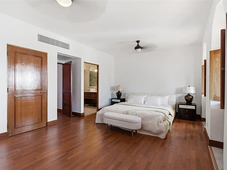 65 Calle San Francisco — Photo 4