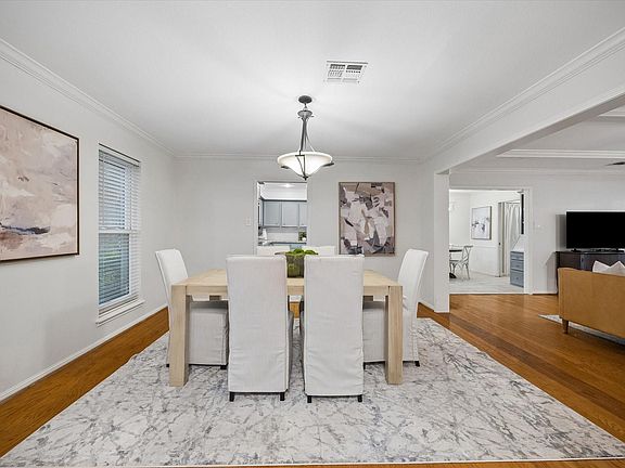4th image of 14810 Chadbourne Dr