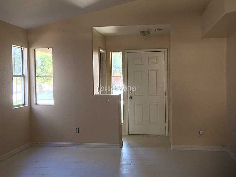 2nd image of 7264 Crest Peak Ave