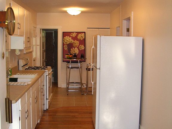 kitchen/dining