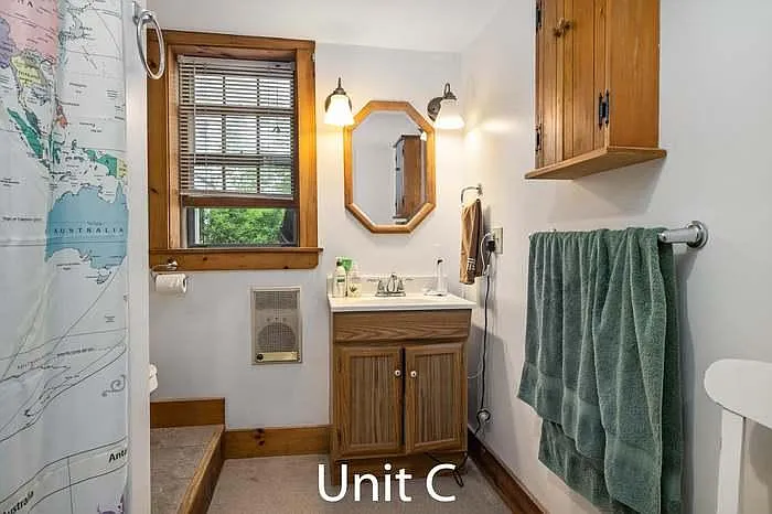 19 Pleasant St #C — Photo 6