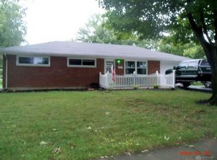 131 W Westbrook Rd, Brookville, OH 45309