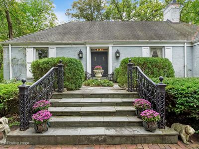 704 Bittersweet Ln, Hinsdale, IL, 60521