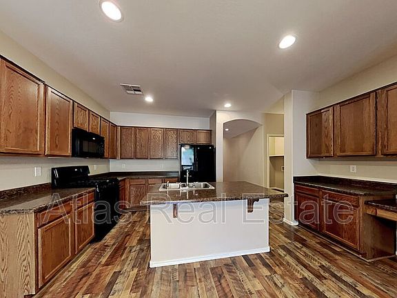 3rd image of 18160 W Eva St