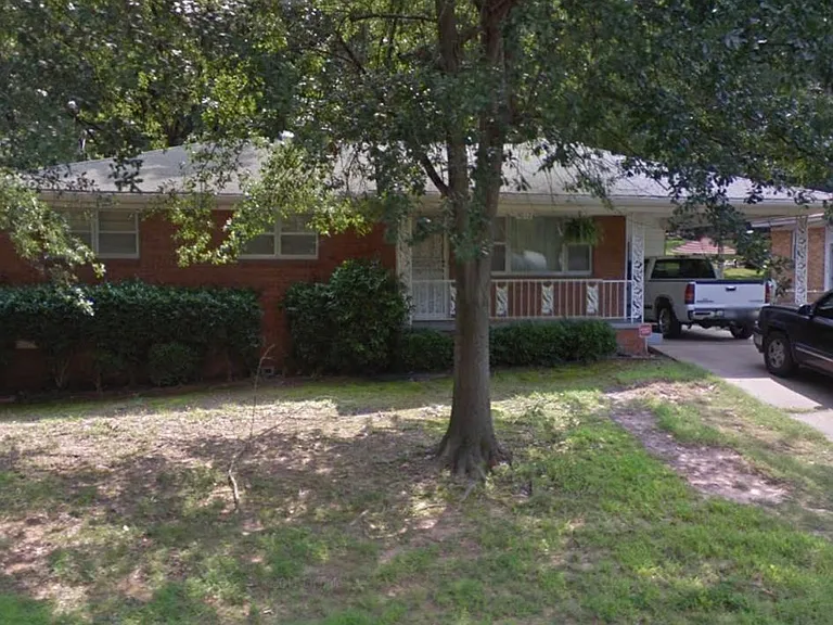 4012 Hillside Dr — Photo 7