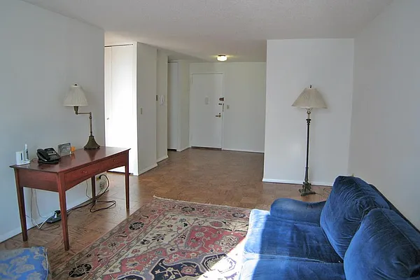 Rented by Corcoran | media 15