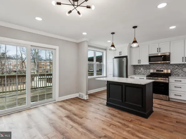 3620 Salina Rd, Philadelphia, PA 19154