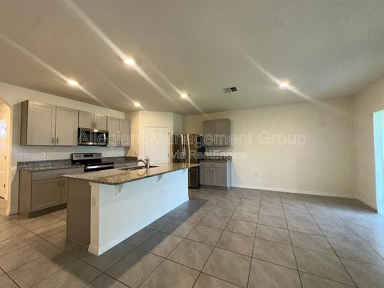 1554 Oak Reserve Dr — Photo 10