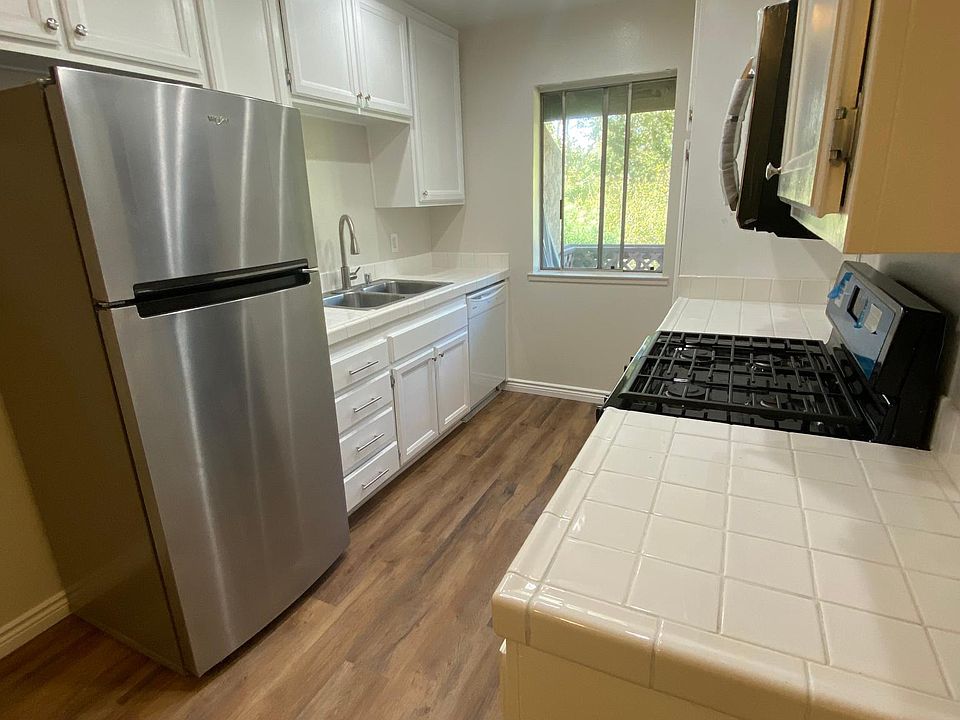 kitchen with new appliances