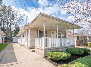 270 High Grove Blvd, Akron, OH