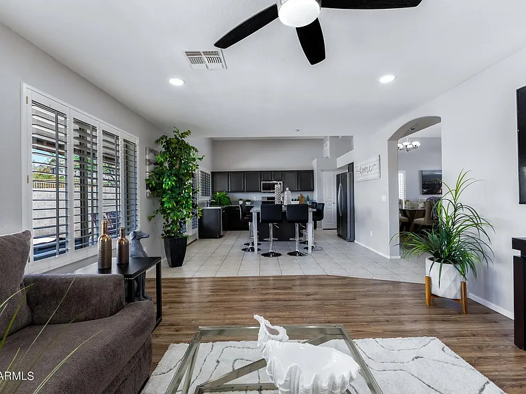 10458 E Karen Dr — Photo 15
