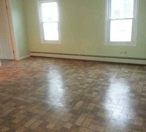 5th image of 22212 147th Ave