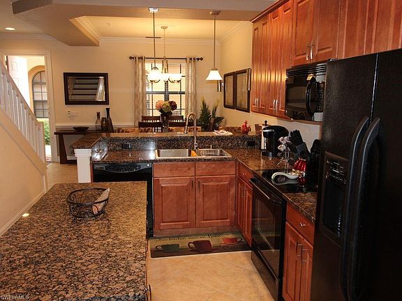 4th image of 9096 Chula Vista St #1123