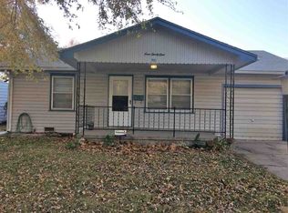 931 S Waverly Rd, Wichita, KS 67218
