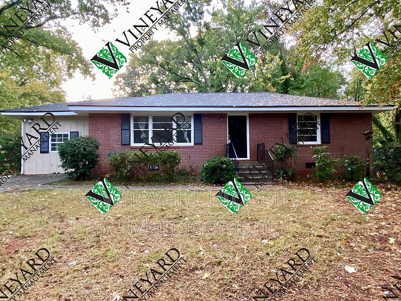 1st image of 1944 Mayes Dr SE