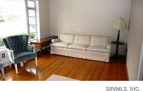 4th image of 3607 Wickenhauser Ave