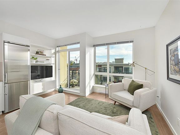 3rd image of 517 Fisgard St #516