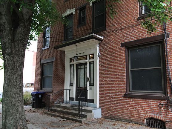 2nd image of 255 Briggs St #1W