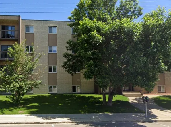 4601 48th Ave, Red Deer, AB T4N 3S8