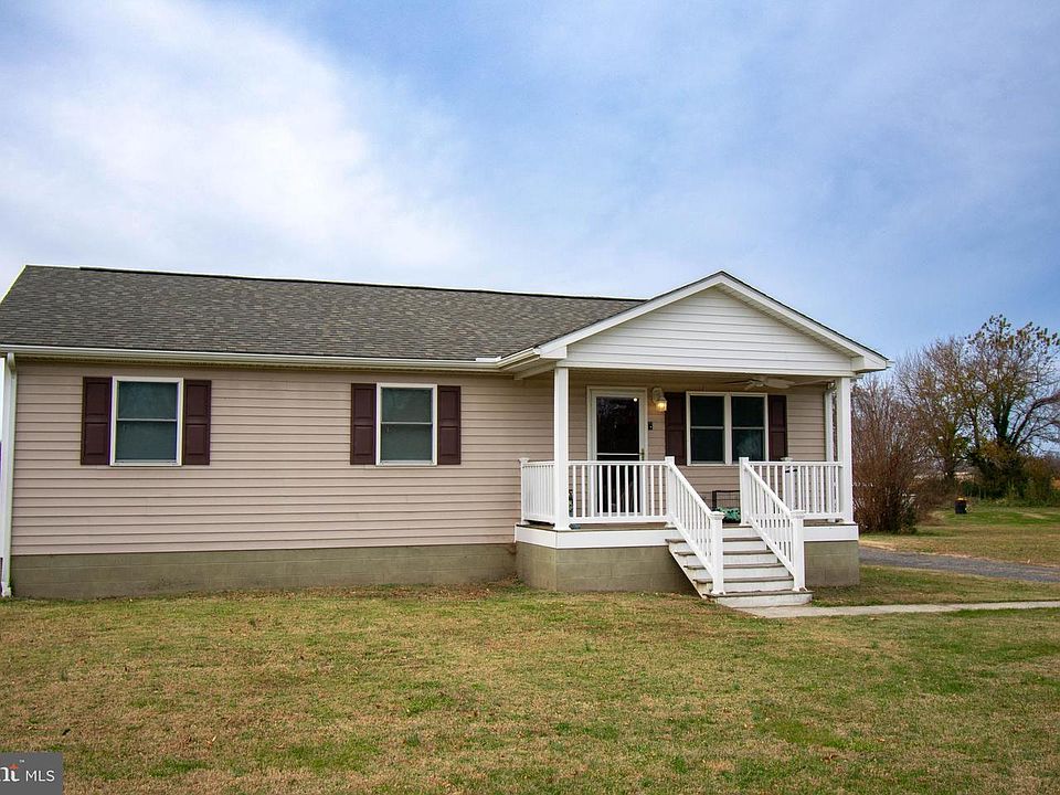 1st image of 240 Sonnet Ln
