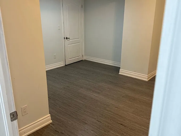 68 Maskell Cres #BASEMENT — Photo 11