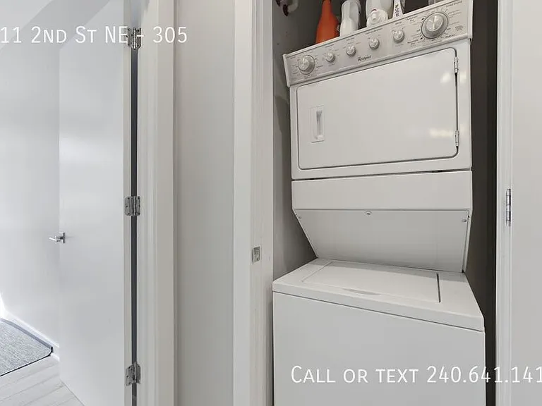 911 2nd St NE #305 — Photo 11