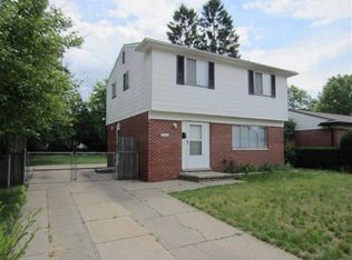 34801 Glover St, Wayne, MI 48184