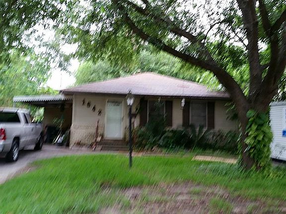 2nd image of 1642 Du Barry Ln