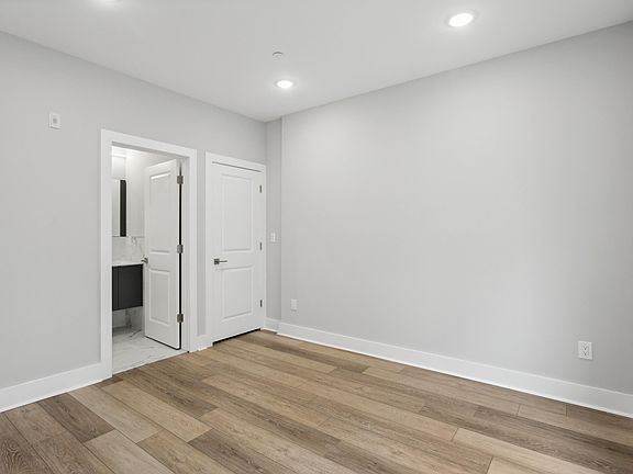 4th image of 2125 E Norris St #2