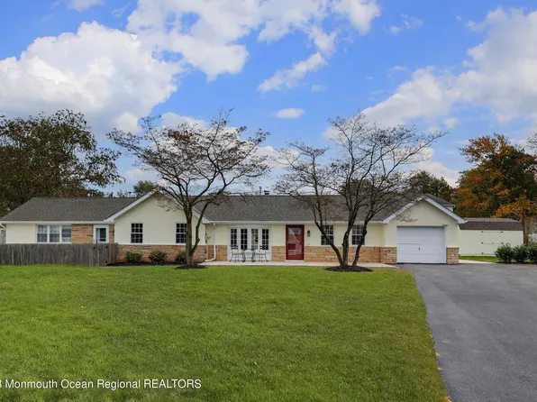 37 Montana Avenue, Port Monmouth, NJ 07758