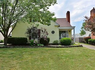 2666 Westmoor Rd, Rocky River, OH 44116