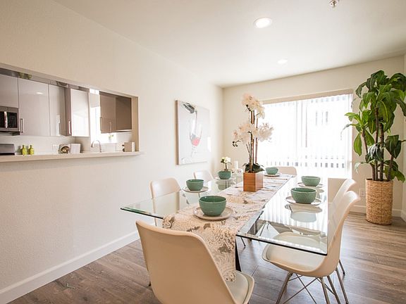 5th image of 345 N Kenwood St APT 104