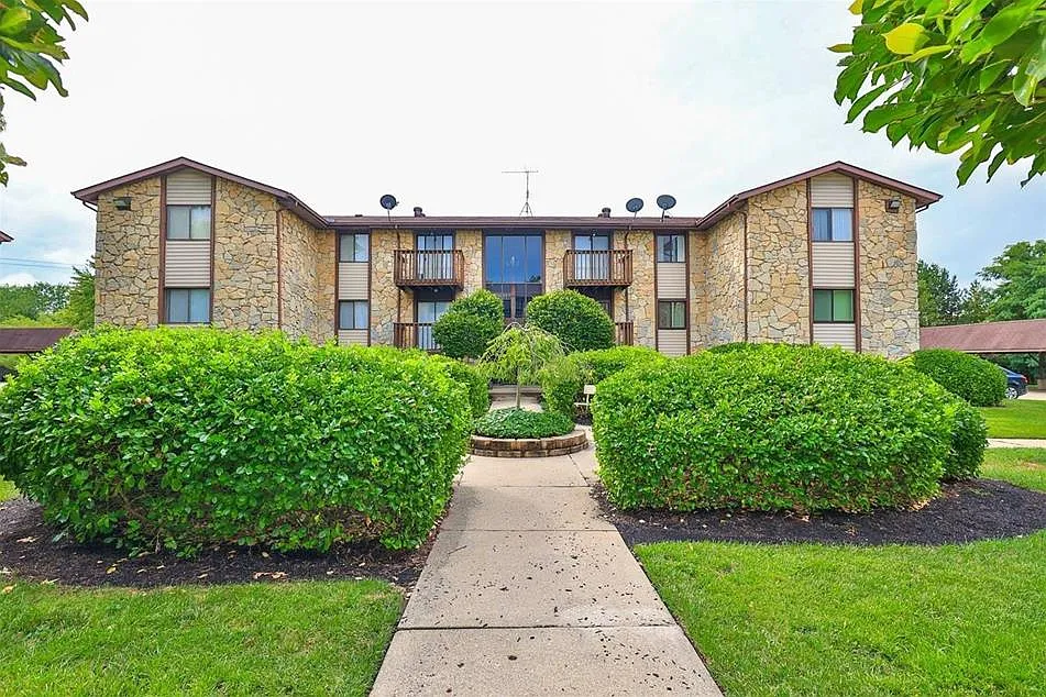 4070 Independence Dr #1C