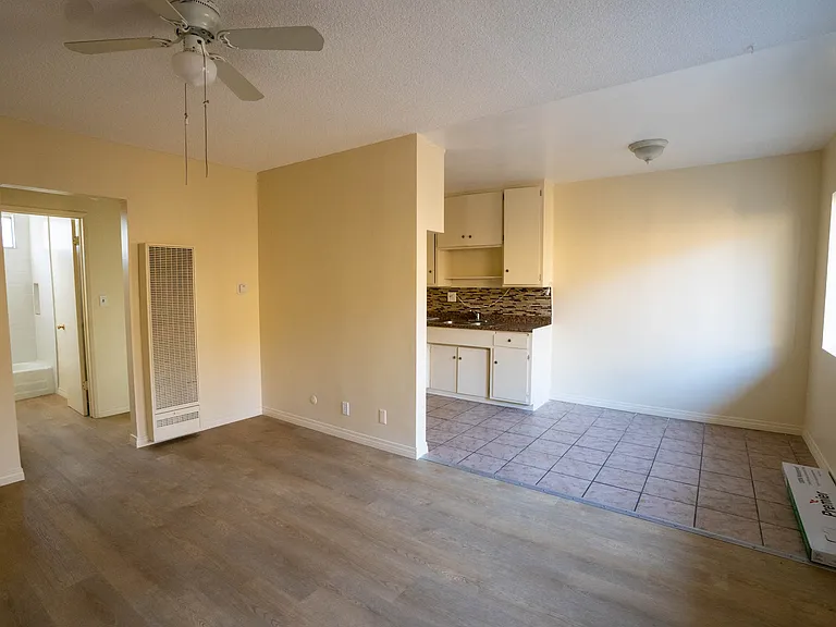 1941 Orchard Ave #3 — Photo 4