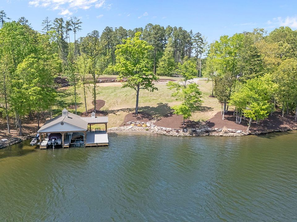 1st image of 1050 Estate Rd #27