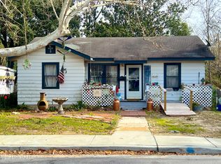228 Benachi Ave, Biloxi, MS 39530