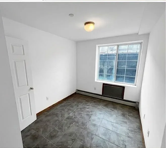 1344 Southern Boulevard — Photo 3