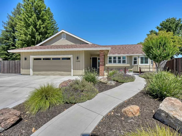 1502 Clipper Ct, Roseville, CA 95661