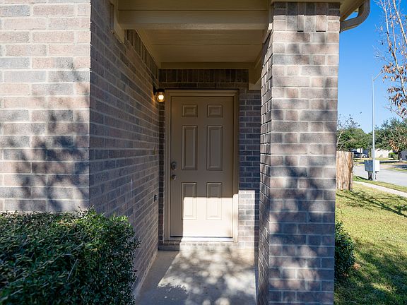 2nd image of 8135 White Arbor Ct